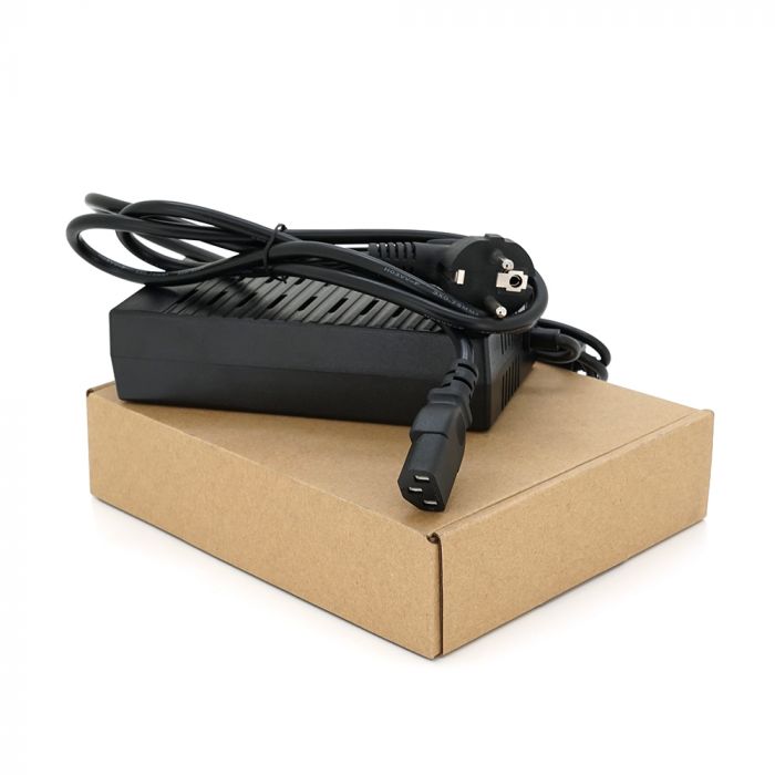 
					Імпульсний адаптер живлення 24В 8А (192Вт) led-індикація, штекер 5,5/2,5+ шнур живлення, довжина 1,10м