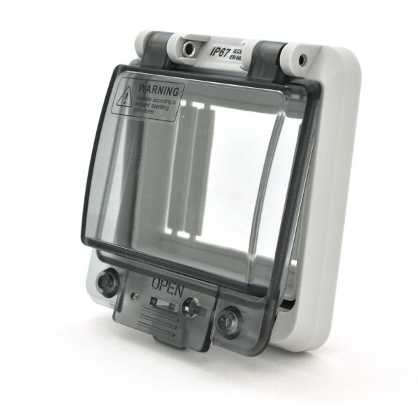 
					Бокс під автомати на 4 модулі врізний з кришкою  IP66 + кронштейн