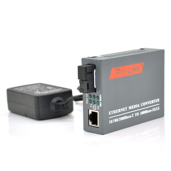 
					Медіаконвертер Merlion А (IC + 175), 1310 WDM, 10M / 100M / 1000M, (0 +70 ° C), 20km + блок живлення 5V 2A (євро вилка) Q10