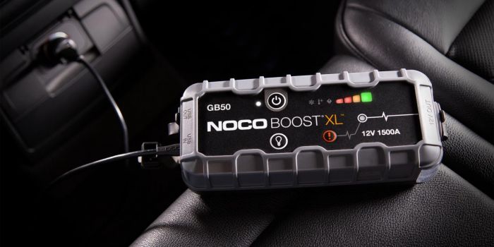 Пуско-зарядний пристрій Noco GB50 Boost Sport 1500A UltraSafe Lithium Jump Starter, IP65, Power Bank