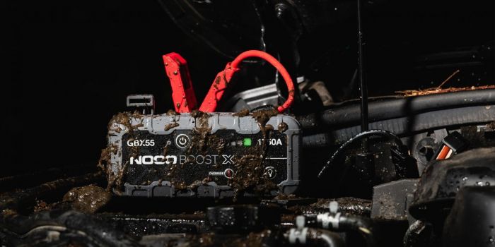 Пуско-зарядний пристрій Noco GBX55 Boost Sport 1750A UltraSafe Lithium Jump Starter, IP65, Power Bank