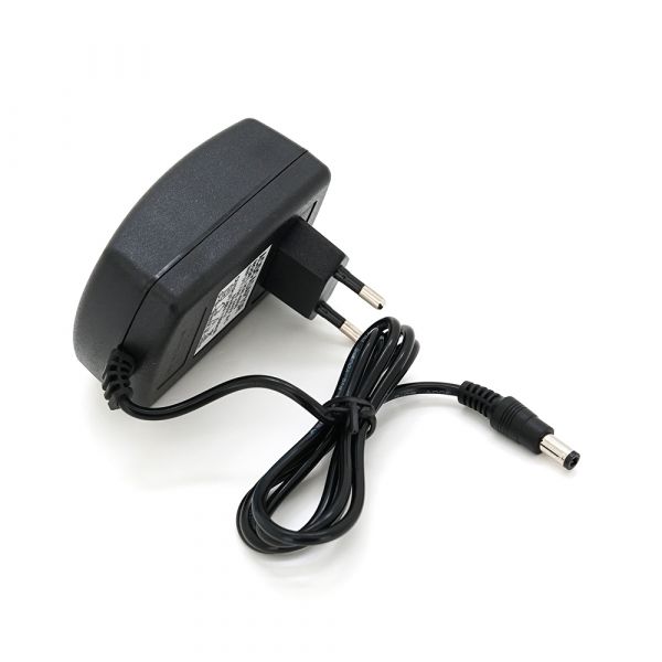 
					Імпульсний адаптер живлення KW-2210 22V 1А (22Вт) штекер 5.5 / 2.5 довжина 0,5 м, White