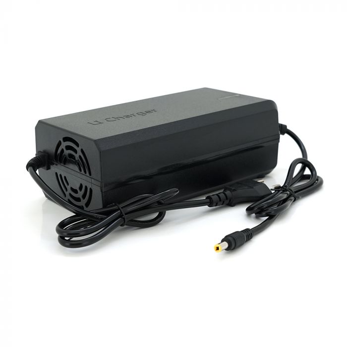 
					Зарядний пристрій Jinyi для літієвих акумуляторів 60V 5A, штекер 5,5, з індикацією, DC:73V 5A, BOX