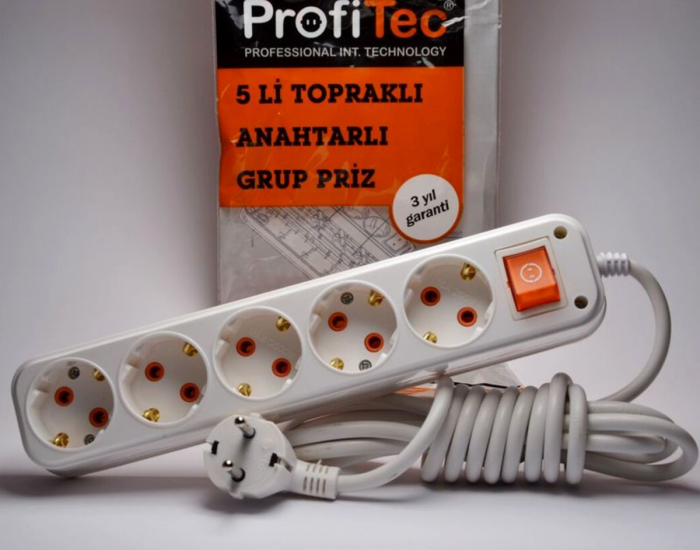 Profitec удлинитель 5 гн. с заземлением и выключателем 5м