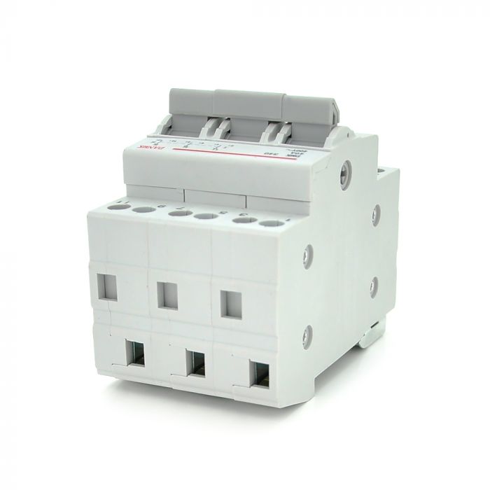 
					Перемикач навантаження DMK 340 (3p 40A) 1-0-2 (мережа-генератор), триполюсний, трипозиційний, 40А