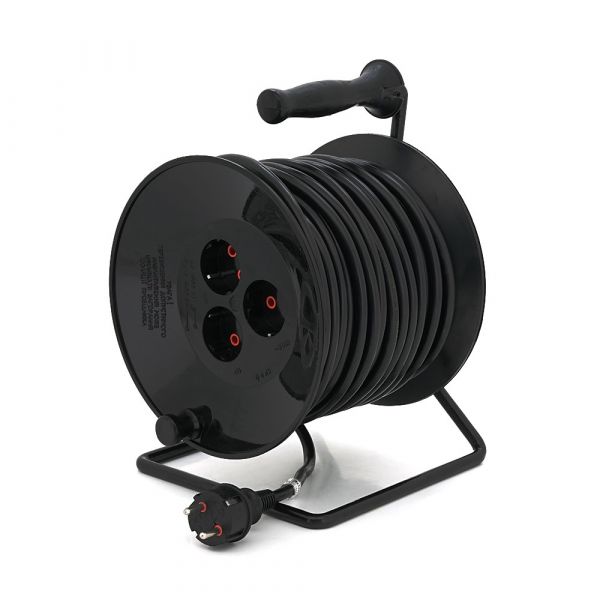 
					Подовжувач на котушці RITAR VN 40м (ПВС 3*2,5), 3 гнізда із заземлюючим контактом, контактна група - латунь, до 4кВт