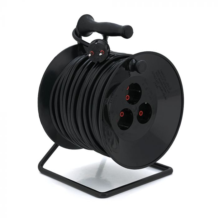 
					Подовжувач на котушці RITAR VN 30м (КГтп 3*2,5), 3 гнізда із заземлюючим контактом, контактна група - латунь, до 4кВт