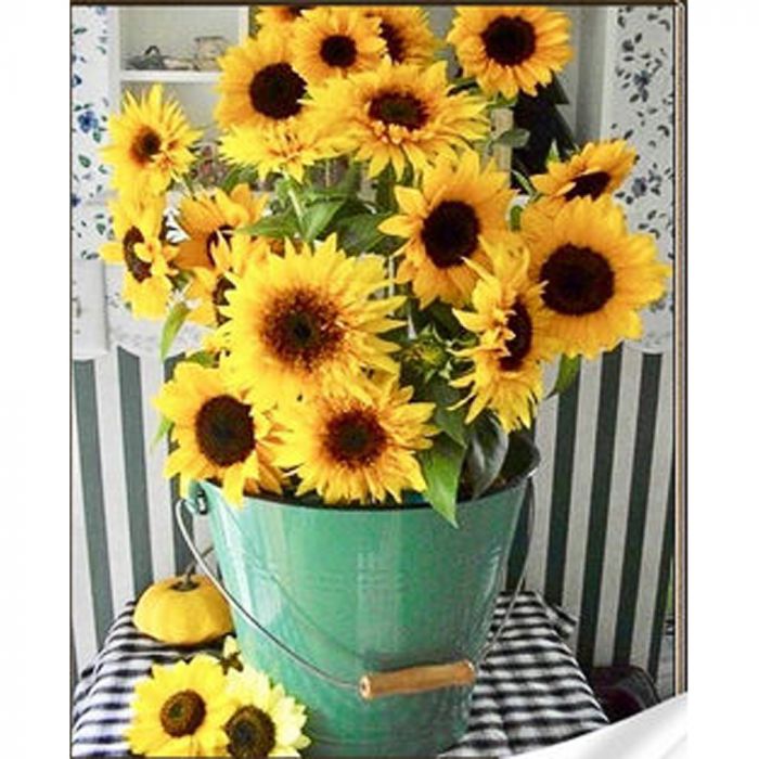 Алмазна мозаїка Strateg ПРЕМІУМ Соняхи у відрі розміром 30х40 см (HEG86894)