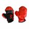 Боксерський набір червоно-чорні  рукавички та лапа  Strateg   (2085)